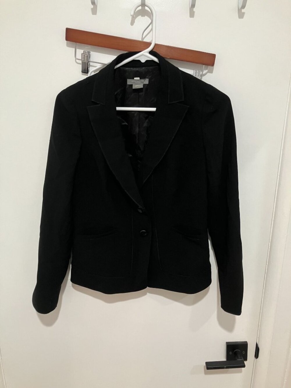 Ann Taylor Petite Black 2-Button Blazer Suit Jacket Coat Size 2P